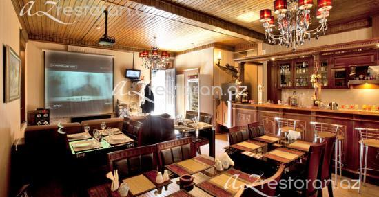 The Crown Bar & Grill